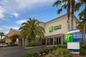  Holiday Inn Express Jacksonville Beach, an IHG Hotel  Джэксонвилл Бич